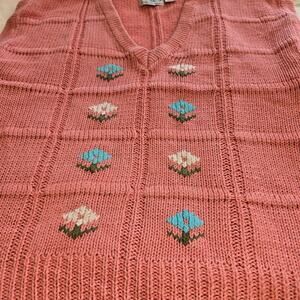 Vintage Russ Togs Knit Cotton Blend Sweater Vest Women's size Large cottage core